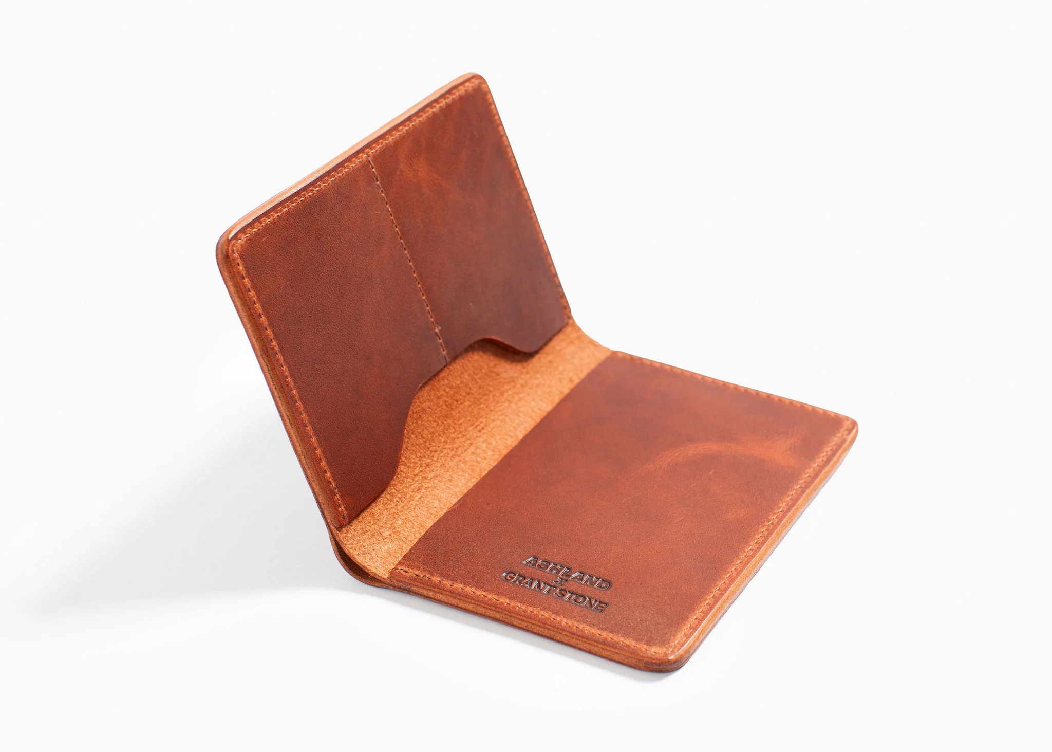 Ashland Traveler Passport Holder - English Tan Dublin - Image 2